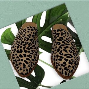 Treasure & Bond Leather Kallie Animal Print Cheetah Mules Slip-On Slides Size 8M
